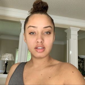 Meet your Posher, Cam 🍒